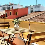 Lovelystay - Yellow Submarine House