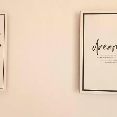 Lovelystay - Yellow Submarine House * لاغوس